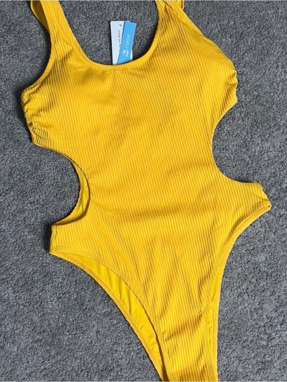 Cupshe Bright Yellow Ribbed Cut-Out One-Piece Bodysuit • Women’s XL NWT